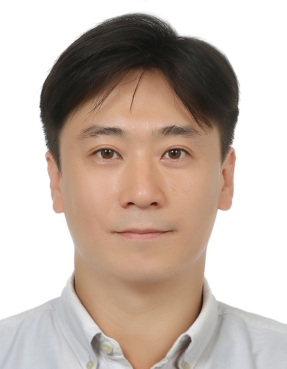 Byeong-Chan Suh