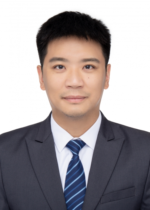 Liang Zhang